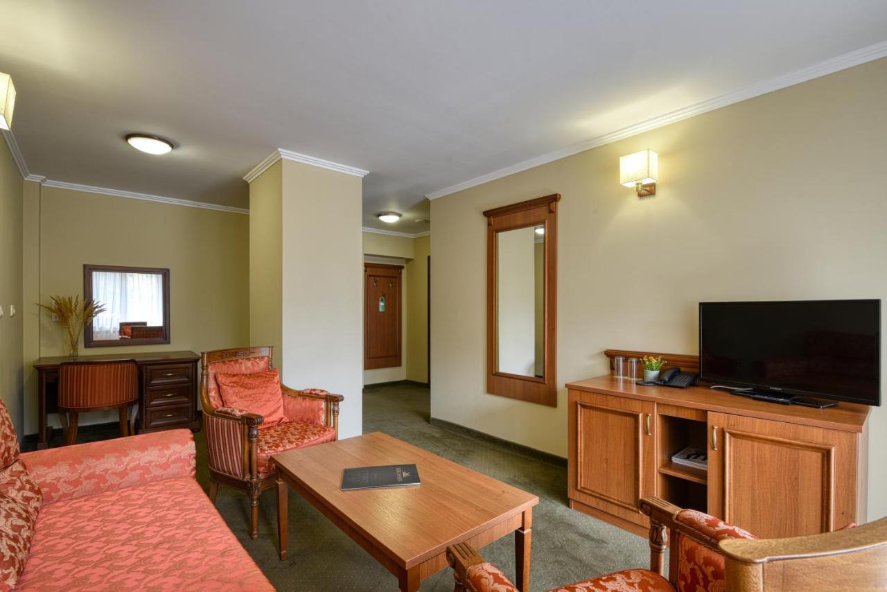 Hotel Edelweiss 3*